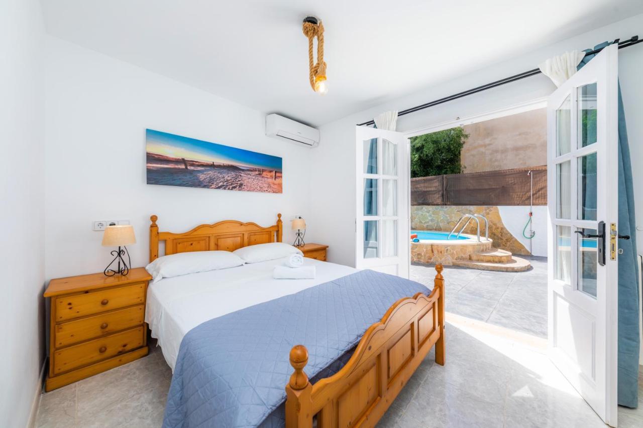 Sacalma Con Piscina Privada
